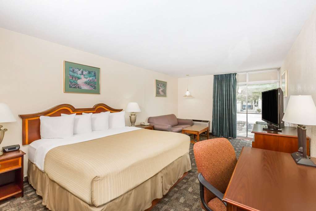 Days Inn By Wyndham Grand Island I-80 Доніфен Номер фото